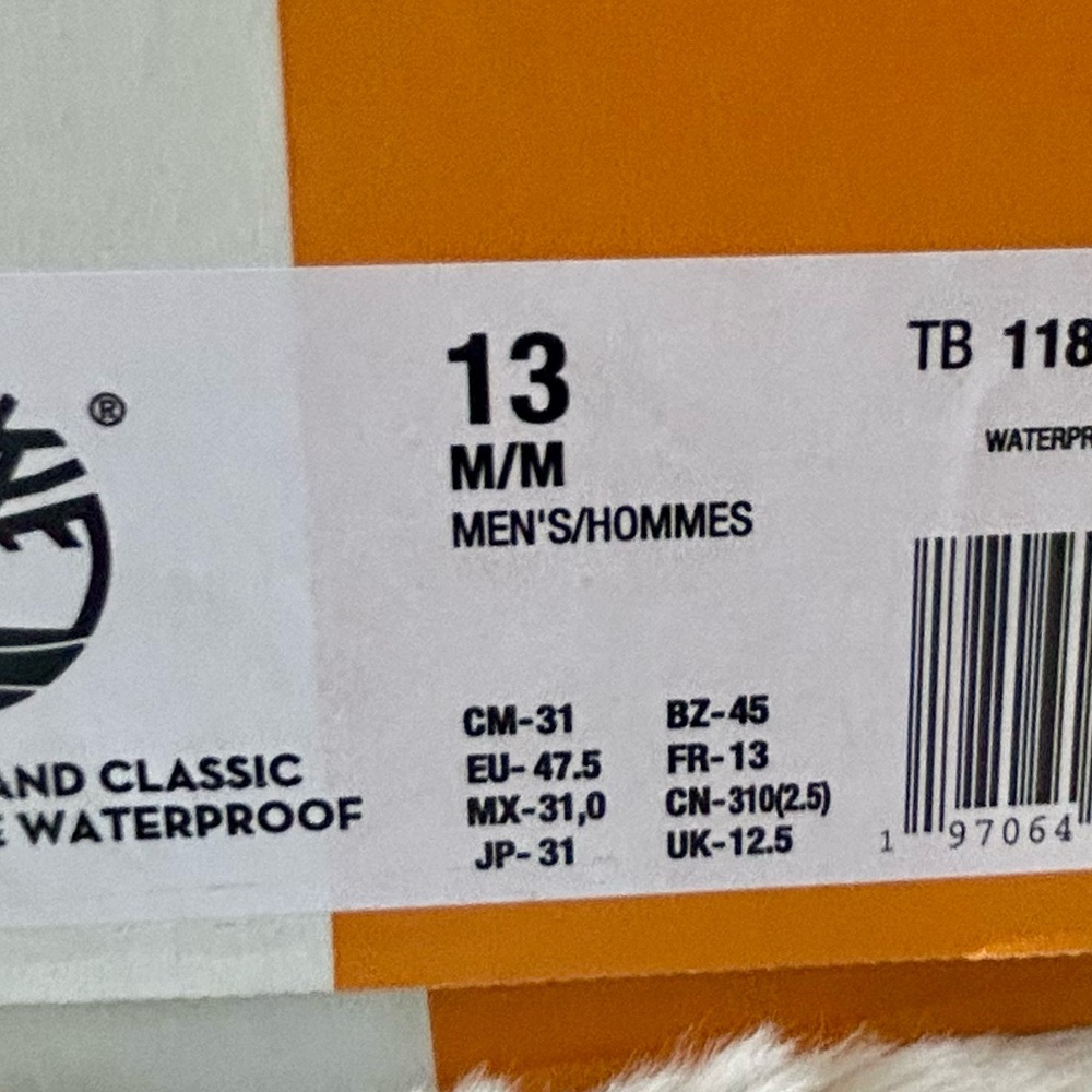 Timberland Classic Brown Leather Boots - Picture 7 of 14